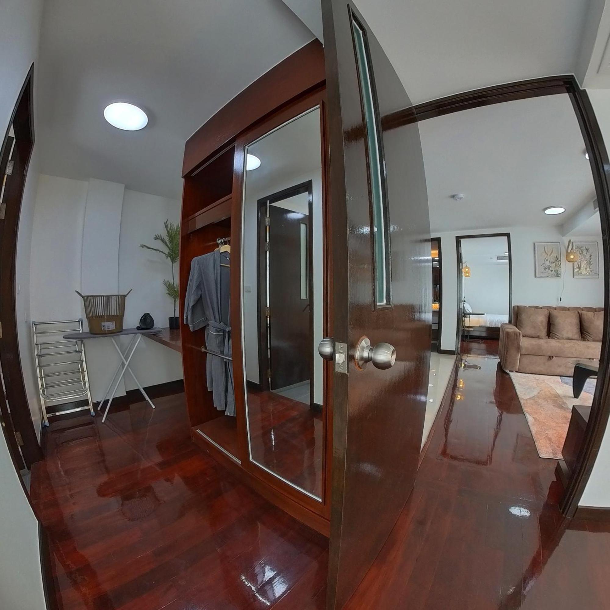 The Kris Cozy 2-bedrooms *